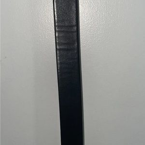 Men’s Genuine Leather Solid Black Belt Size 42” Kenneth Cole